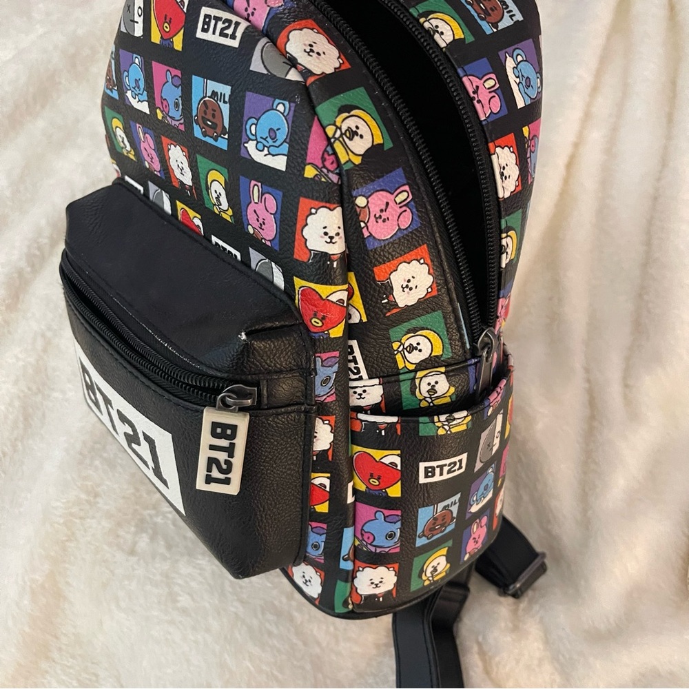 BT21 Mini Backpack - Picture 6 of 6